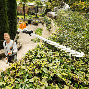 Hedge Trimmers and long-reach hedge trimmers