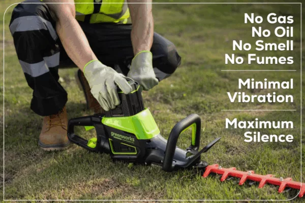 Greenworks 82V 24" Hedge Trimmer - Image 7